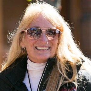 Meet your Posher, Sheila